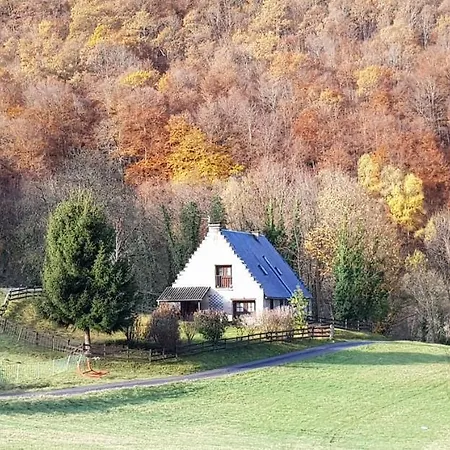 Le Carot : De Montagne Independant Et Calme * Campan