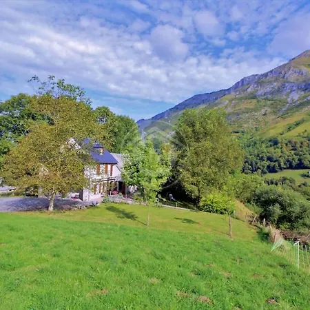 Holiday home Le Carot : De Montagne Independant Et Calme Campan